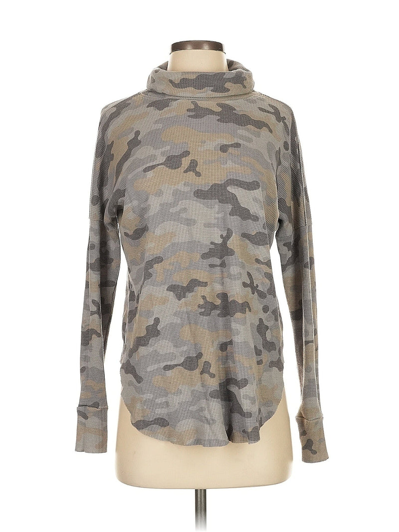 Long Sleeve Turtleneck