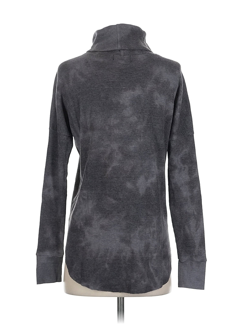 Long Sleeve Turtleneck