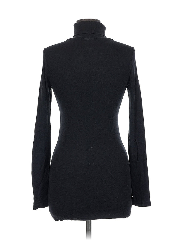 Long Sleeve Turtleneck