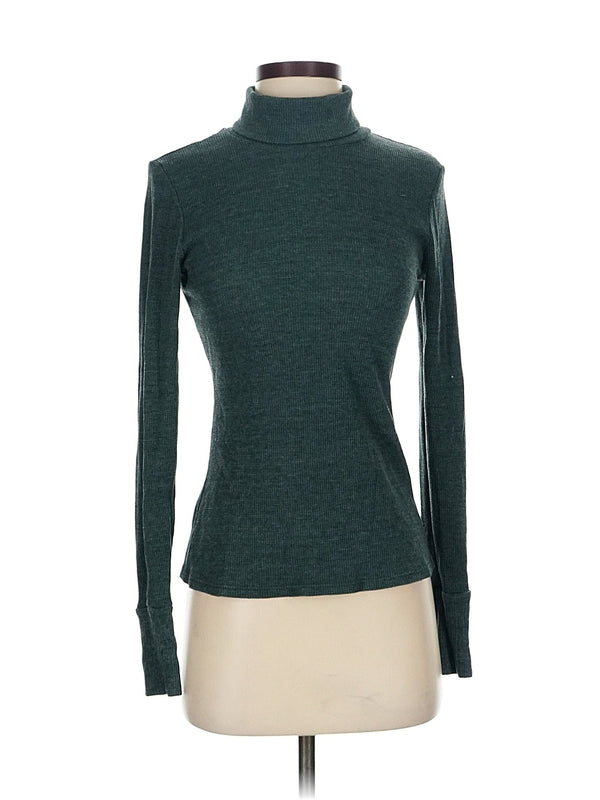 Long Sleeve Turtleneck