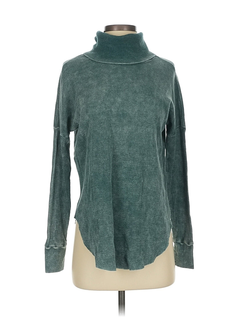 Long Sleeve Turtleneck