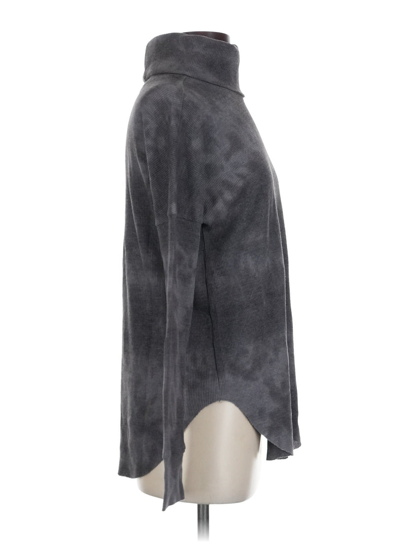 Long Sleeve Turtleneck