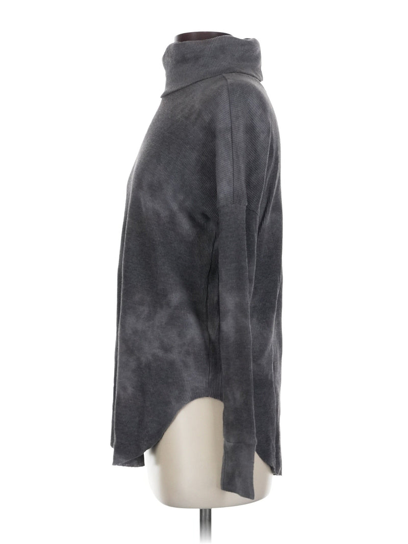 Long Sleeve Turtleneck