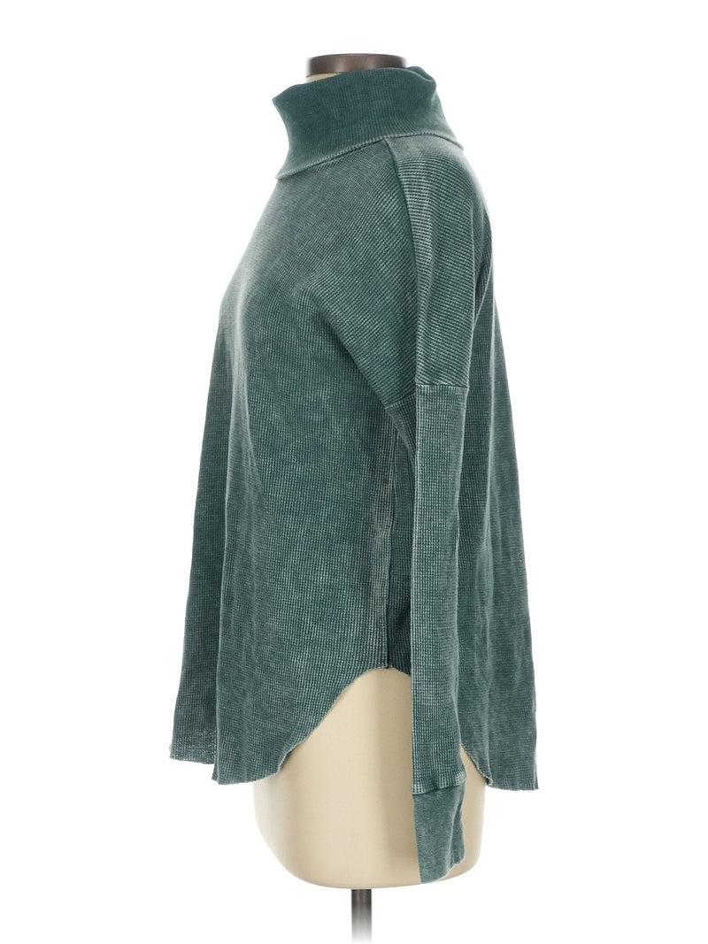 Long Sleeve Turtleneck