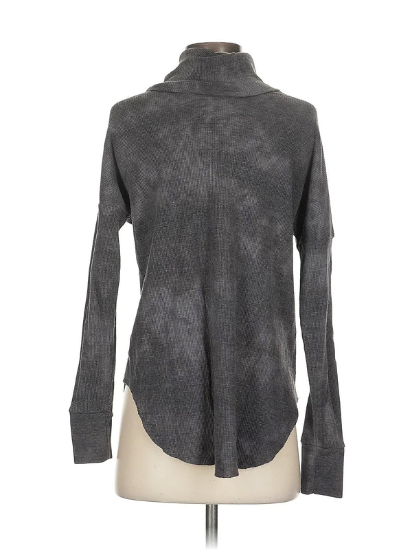 Long Sleeve Turtleneck