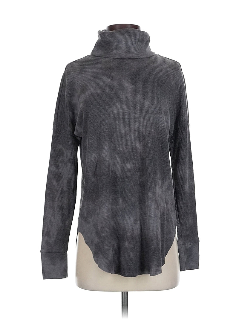 Long Sleeve Turtleneck