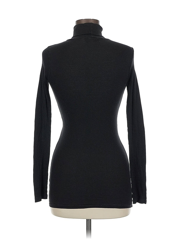 Long Sleeve Turtleneck