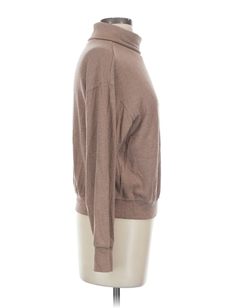 3/4 Sleeve Turtleneck