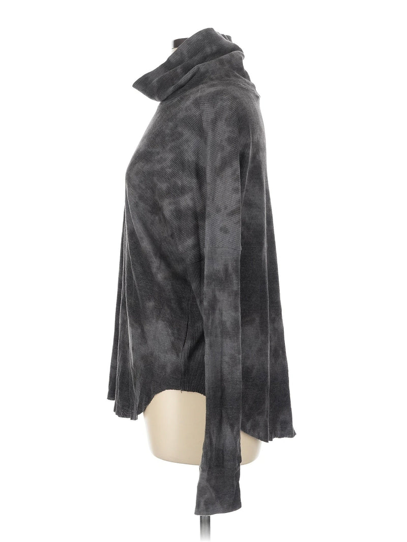 Long Sleeve Turtleneck